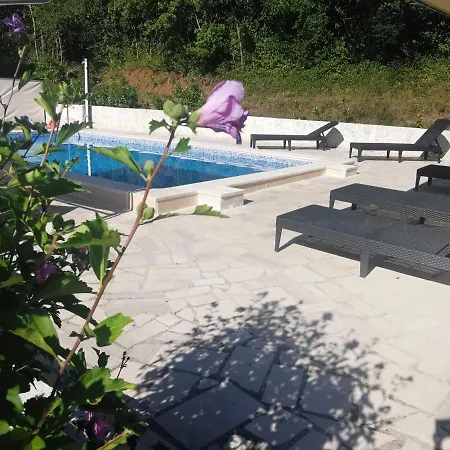 Mandalena Casa de Férias *