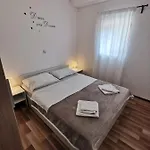 Дом отдыха Holiday Mandalena