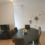 Holiday Mandalena Бузет