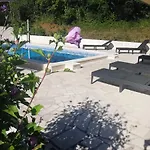 Holiday Mandalena Дом отдыха *
