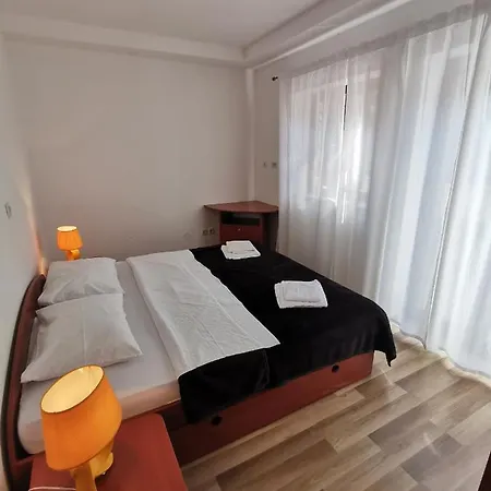 Holiday home Mandalena